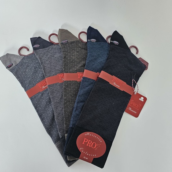 Сет од пет пара елегантни чорапи во различни бои